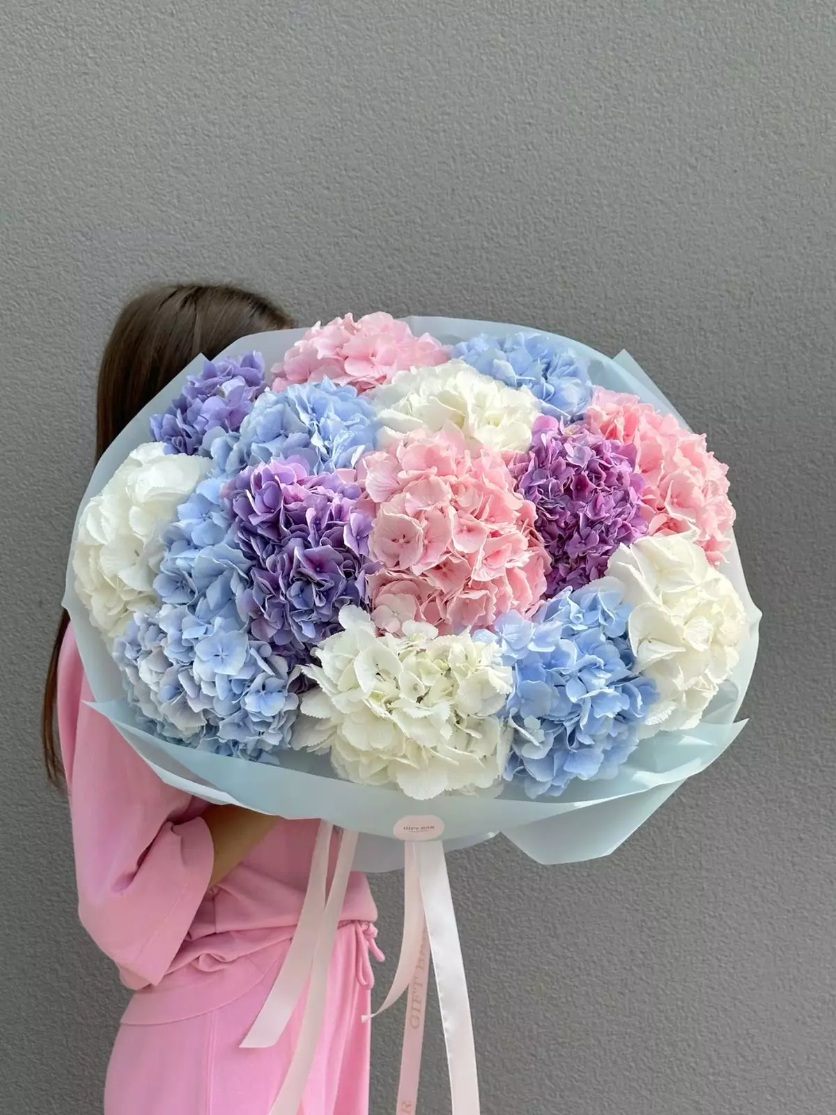 Bouquet photo: Flower Combo — Flowers Place Dubai