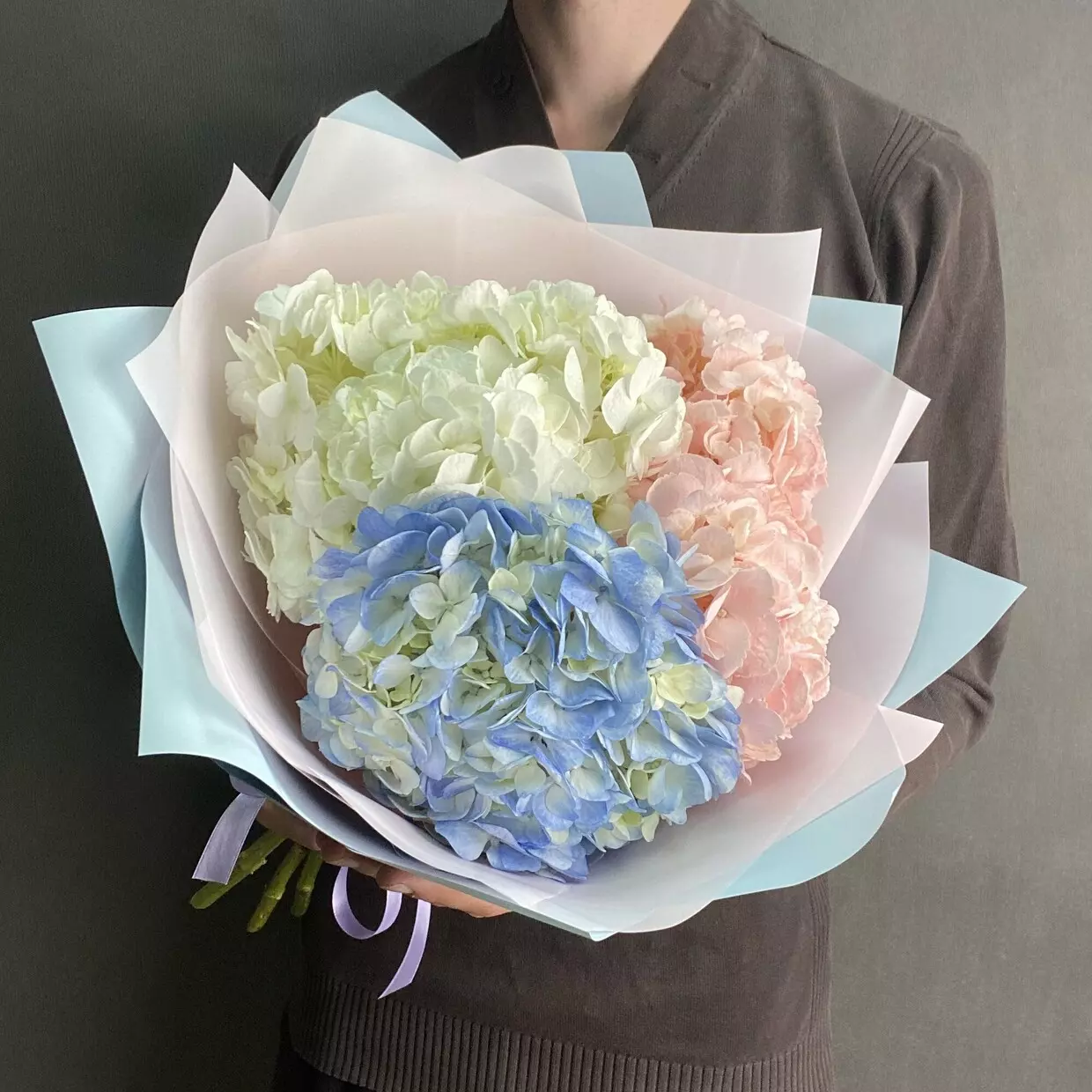Bouquet photo: Affordable bouquets — Flowers Place Istanbul