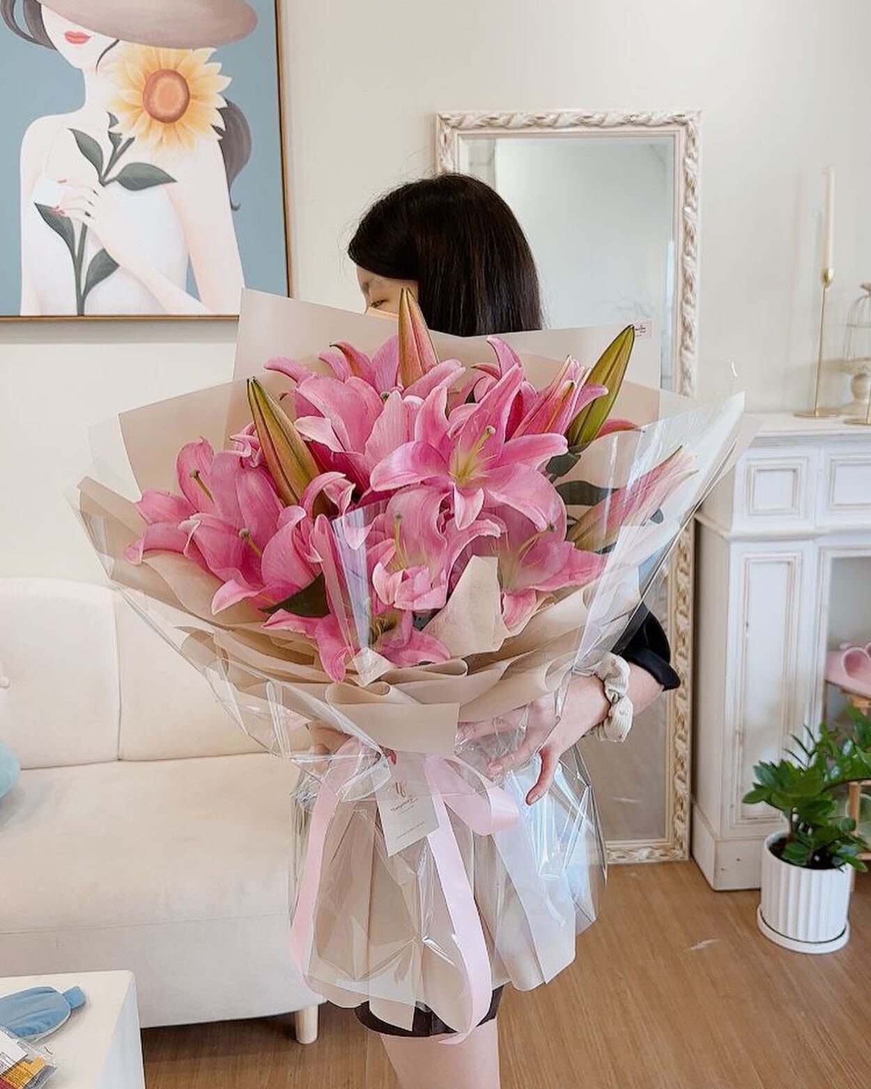 Bouquet 25 Pink Miranda 10 Peonies Basket “Bosporus Glow” Istanbul