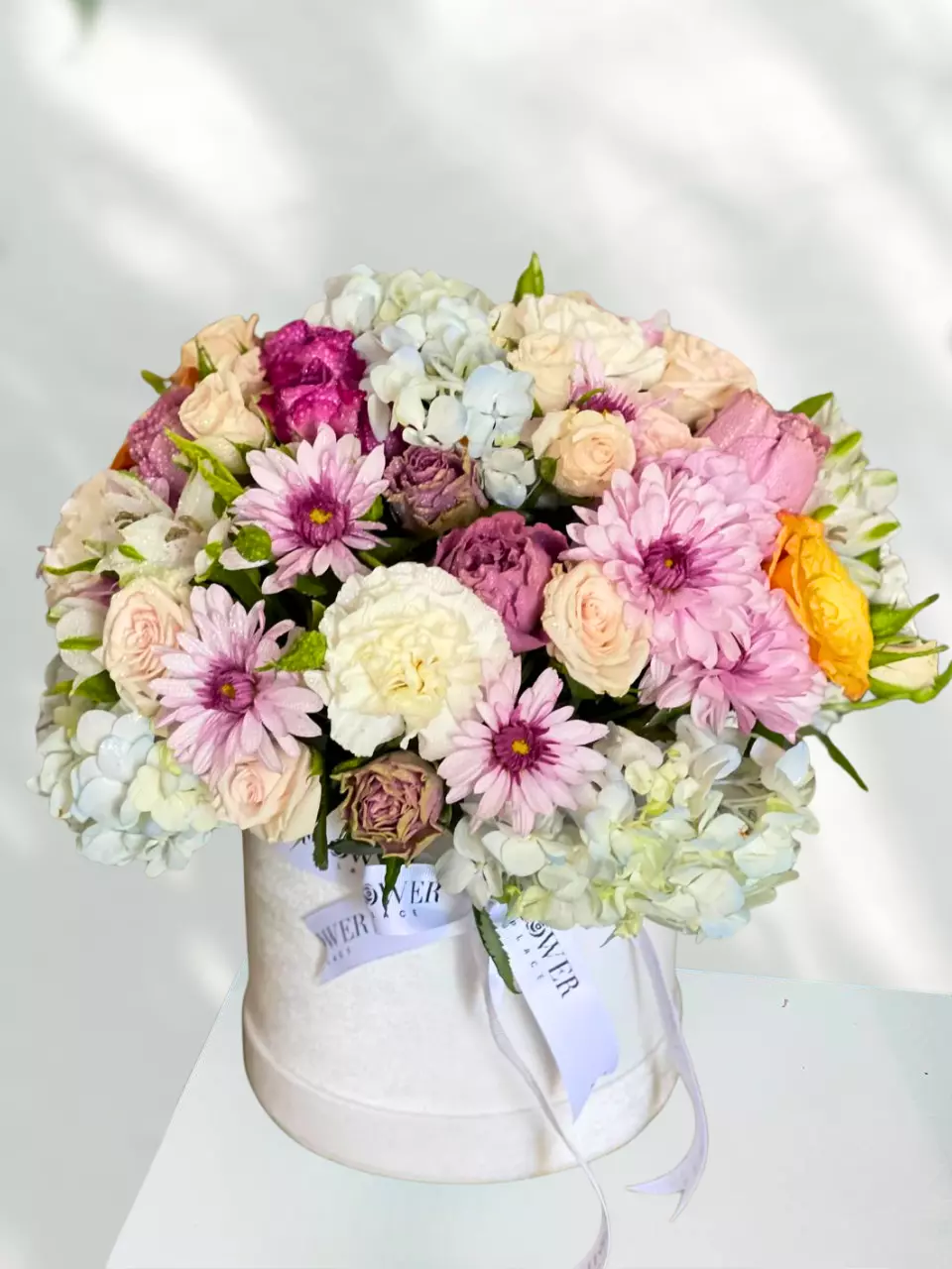 Bouquet photo: Flower arrangements — Flowers Place Doha