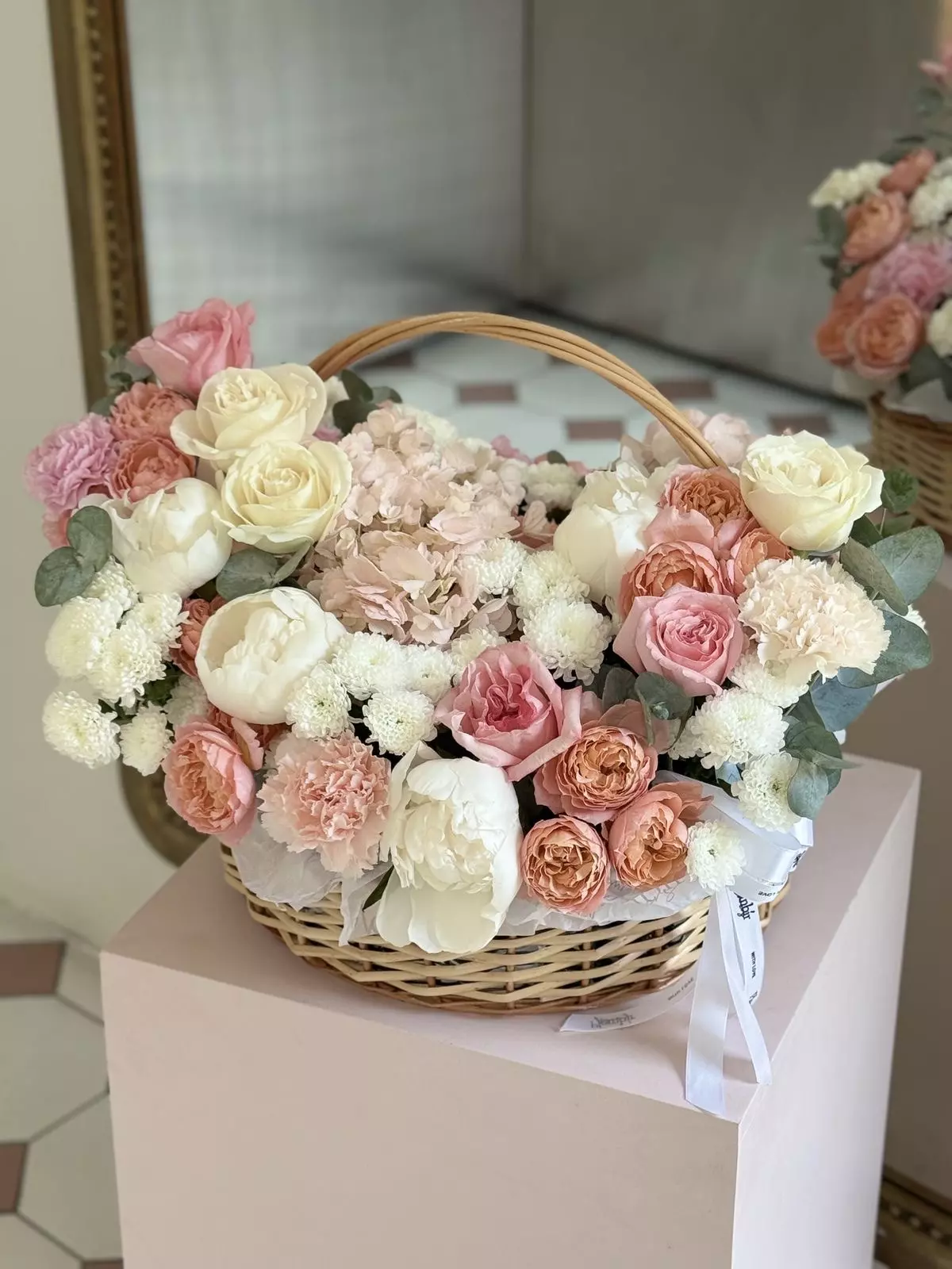 Arrangement Peony 12 Rose 6 Hydrangea 2 “Whispering Mirage” Belgrade