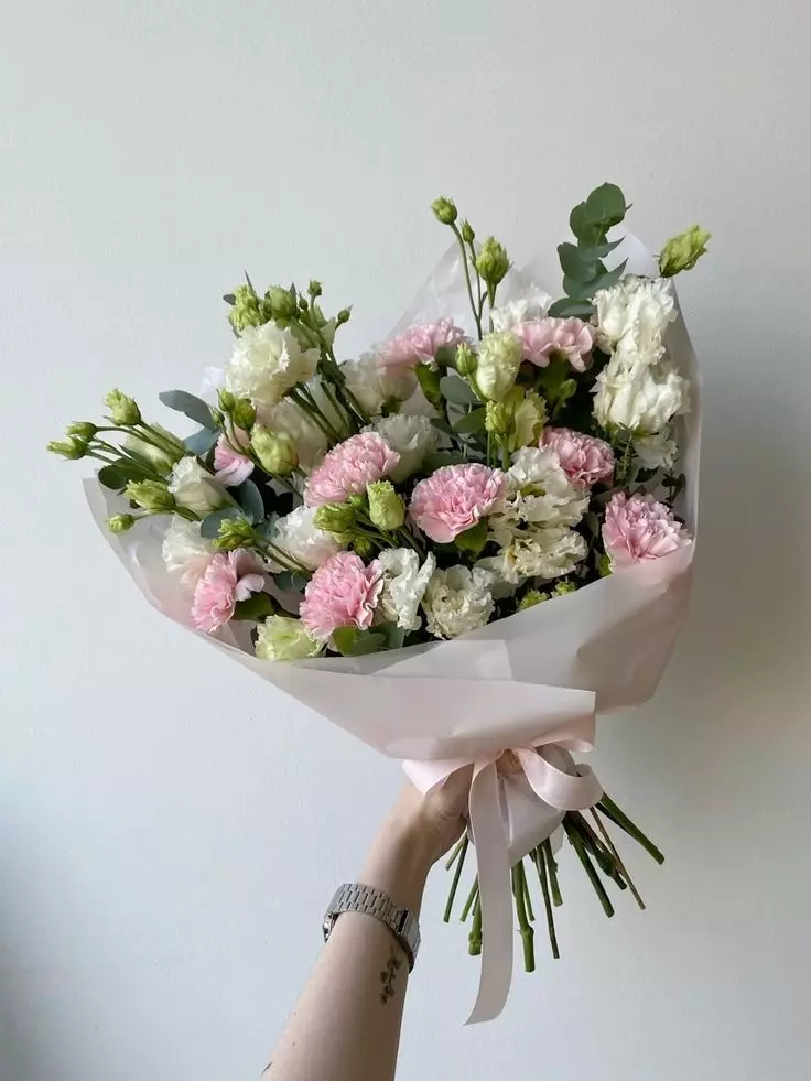 Bouquet photo: Affordable bouquets — Flowers Place Larnaca