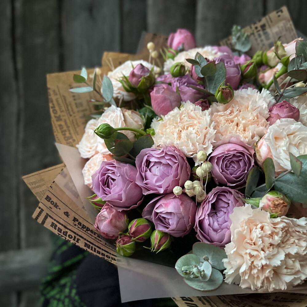 Arrangement 3 Pink Roses 5 White Eustomas Orchid Larnaca “Silent Reverie”