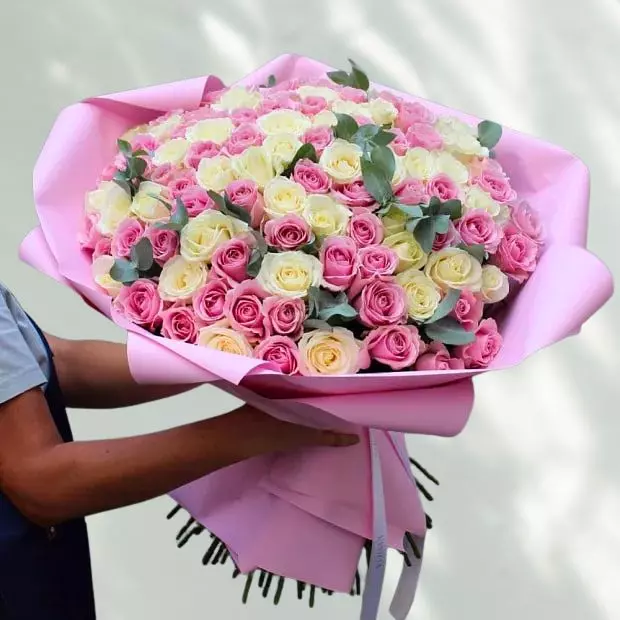 Bouquet photo 2: Bouquet of 101 roses — Flowers Place Istanbul