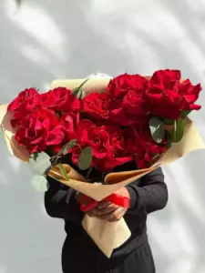 Photo of bouquet "Bouquet 11 Red French Roses “Crimson Murmurs” Phuket" — Phuket - Flowers Delivery Flowers Place, photo 1 of 1