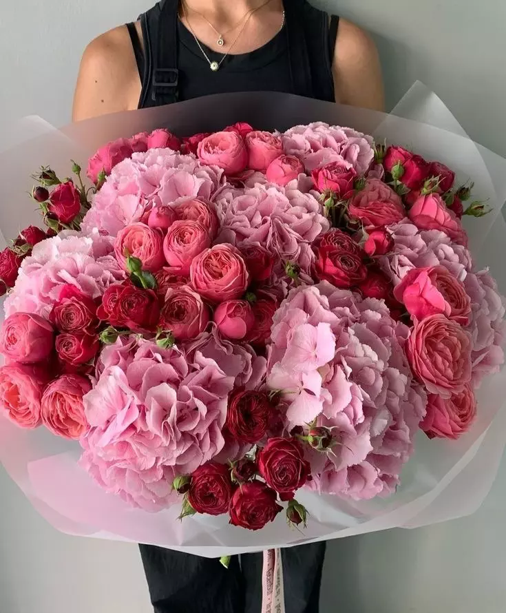 Bouquet Peony Rose 24 Hydrangea 7 Pink “Blush Reverie” Ayia Napa