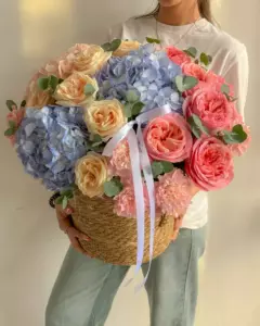 Photo of bouquet "Arrangement Peony Rose 20 Dianthus 8 Hydrangea 4 “Silent Aurora” Phuket" — Phuket - Flowers Delivery Flowers Place, photo 1 of 2