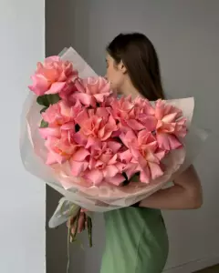 Photo of bouquet "Bouquet 9 Pink French Roses Paper Wrap “Silent Blush” Phuket" — Phuket - Flowers Delivery Flowers Place, photo 1 of 1