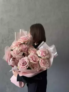 Photo of bouquet "Bouquet 13 Pink French Roses Paper Wrap “Blush Reverie” Phuket" — Phuket - Flowers Delivery Flowers Place, photo 1 of 1