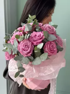 Photo of bouquet "Bouquet 15 Pink Roses with Eucalyptus Box “Silent Bloom” Phuket" — Phuket - Flowers Delivery Flowers Place, photo 1 of 1