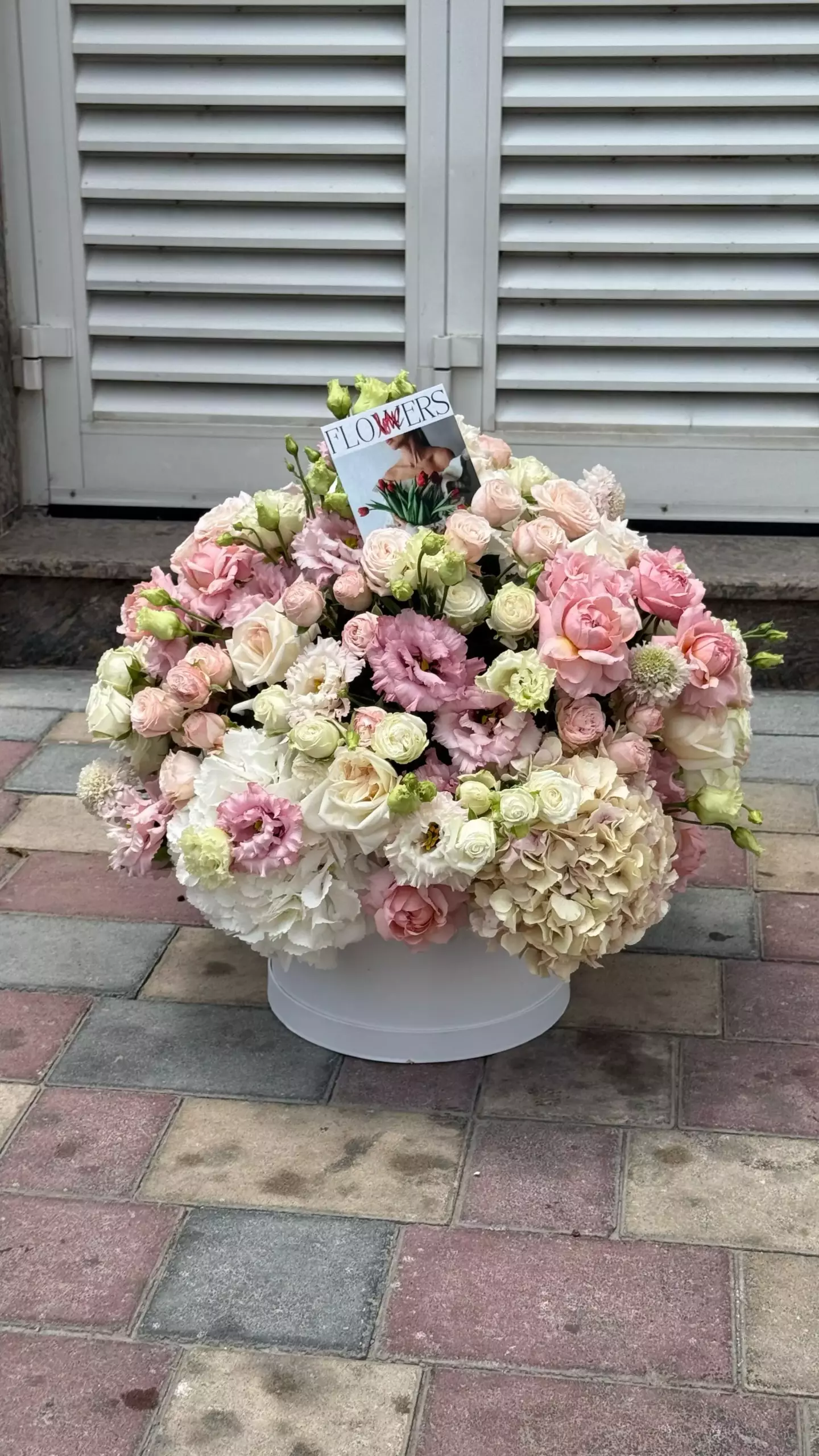 Bouquet photo 2: Best Sellers — Flowers Place Dubai