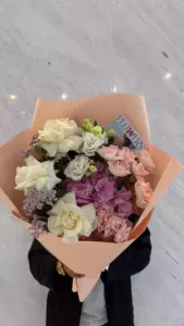 Photo of bouquet "Arrangement 3 French Roses 9 Eustomas Pink White Hydrangea Basket “Silent Reverie” Phuket" — Phuket - Flowers Delivery Flowers Place, photo 1 of 2