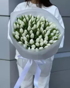 Photo of bouquet "Bouquet 101 White Tulips Paper Wrapping “Whispering Haze” Phuket" — Phuket - Flowers Delivery Flowers Place, photo 1 of 1