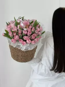 Photo of bouquet "Basket Tulips 101 Dusty Rose Peach “Whispering Dawn” Phuket" — Phuket - Flowers Delivery Flowers Place, photo 1 of 2