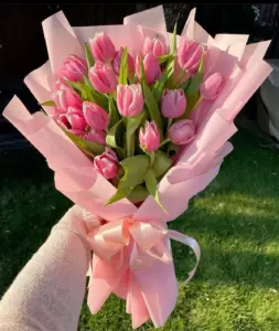Photo of bouquet "Bouquet 19 Red Tulips Scarlet Murmurs Phuket" — Phuket - Flowers Delivery Flowers Place, photo 1 of 1