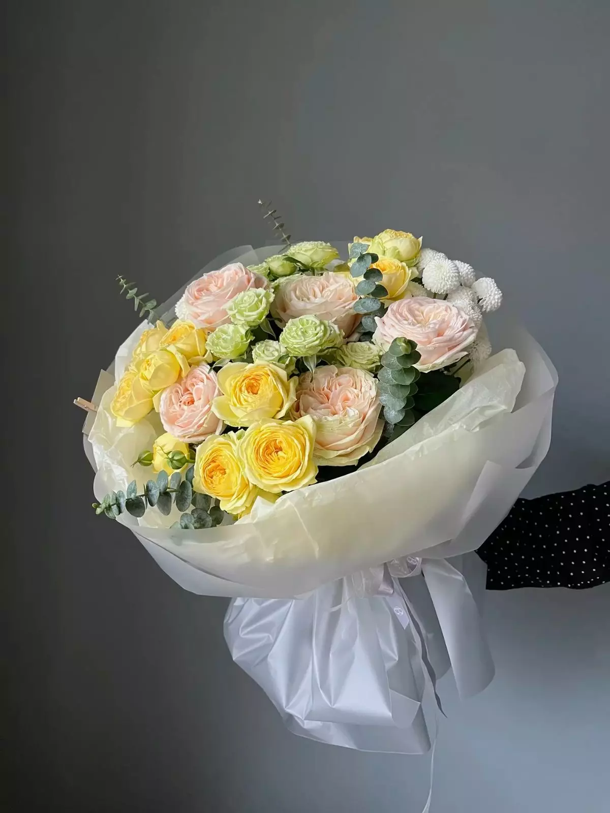Bouquet photo: Flower arrangements — Flowers Place Istanbul