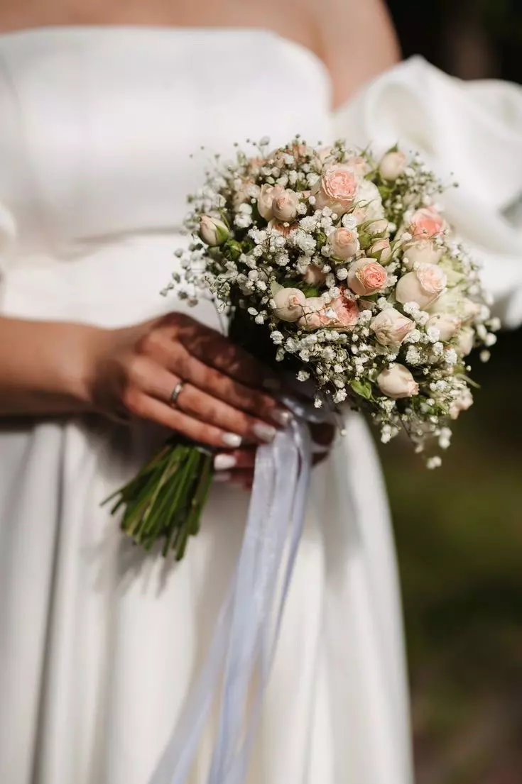 Bouquet photo: Flowers for Anniversary — Flowers Place Dubai