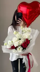 Photo of bouquet "Bouquet 3 Red Roses 3 Peony Roses 5 White Eustomas “Velvet Whisper” Phuket" — Phuket - Flowers Delivery Flowers Place, photo 1 of 1
