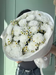 Photo of bouquet "Bouquet Chrysanthemums 21 Daisies 9 Garden Style “Sunlit Whispers” Phuket" — Phuket - Flowers Delivery Flowers Place, photo 1 of 1