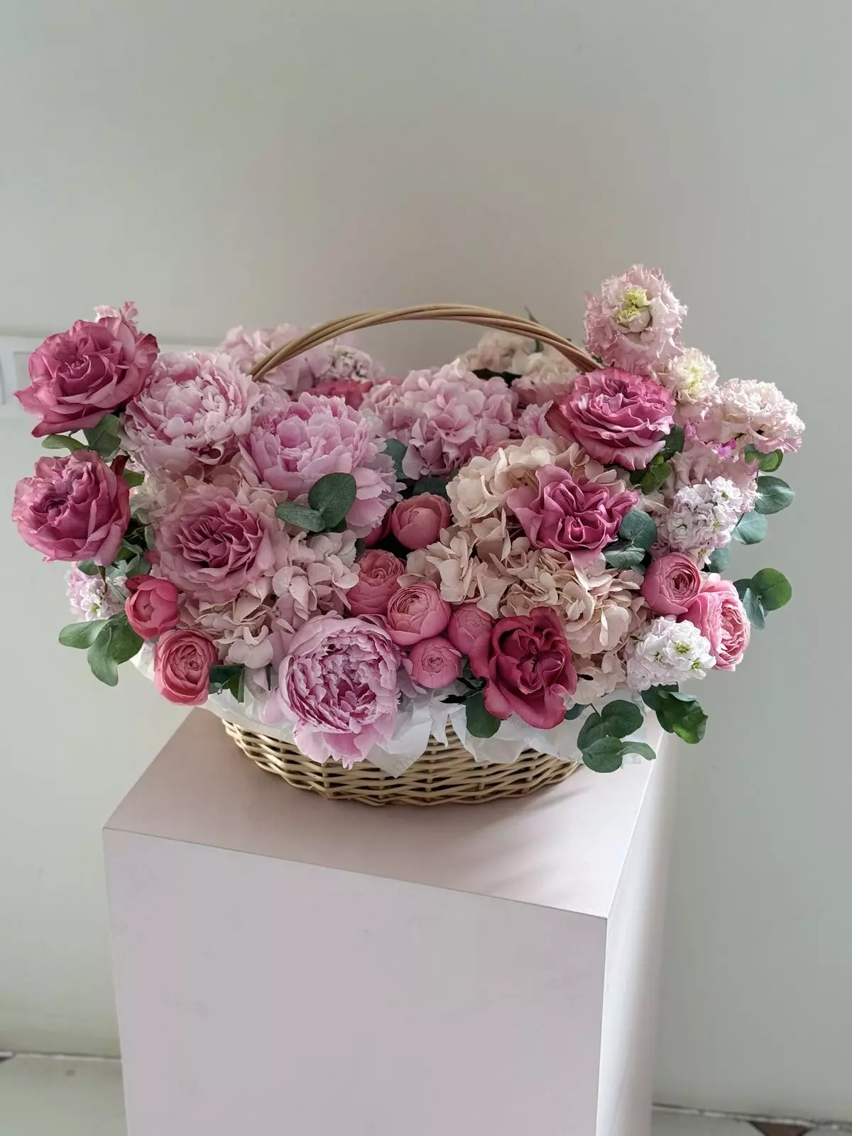 Bouquet photo: Flower arrangements — Flowers Place Istanbul