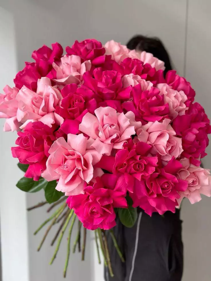 Bouquet photo: Flowers for Anniversary — Flowers Place Istanbul